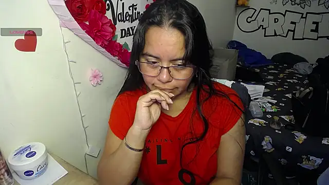 Snapshot of Miss__kendra_ chatting on 06.27.26 Miss kendra online show from 06.27.26