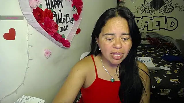 Snapshot of Miss__kendra_ chatting on 08.04.26 Miss kendra online show from 08.04.26