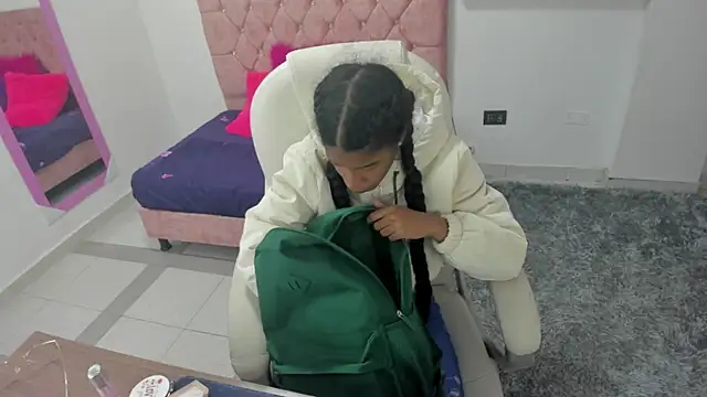 thianahorny online show from 01.15.26