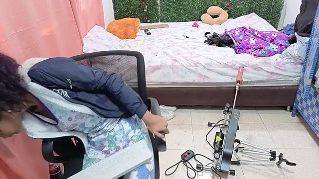 thianahorny online show from 06.24.26