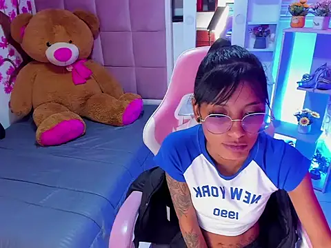 KarlaSlutSkinny   online show from 03.06.26