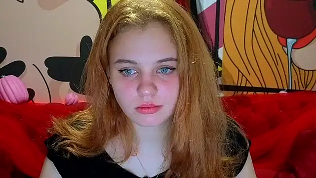 Snapshot of SnowWhiti chatting on 11.05.25 SnowWhiti online show from 11.05.25