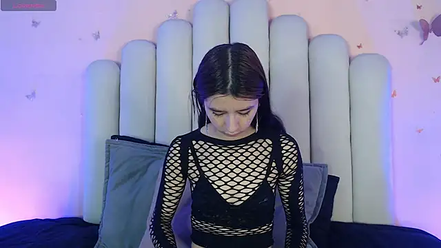 SweetRenata  online show from 11.04.25