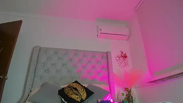 ChocoBunny1 online show from 11.12.25