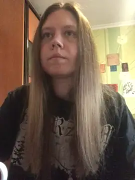 LunaVirelle online show from 04.27.26