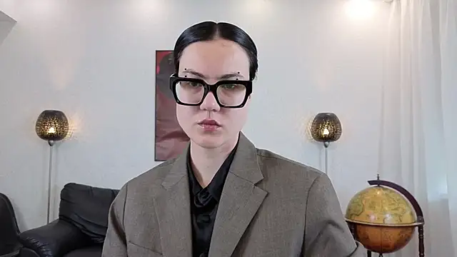 Marie Fitch online show from 05.12.26
