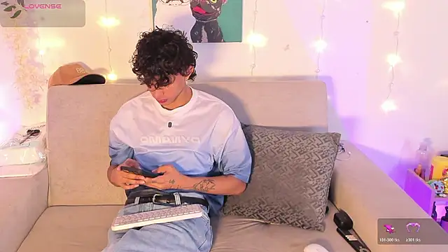 Snapshot of lua_boy chatting on 03.07.26 lua boy online show from 03.07.26