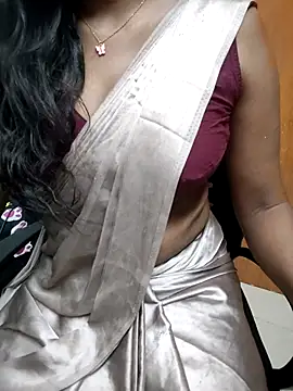 Tamilmallu-duskygirl03 online show from 06.25.26
