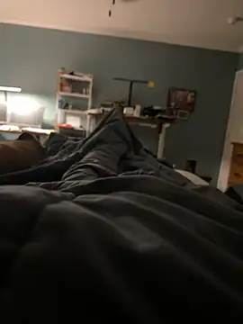 Snapshot of Beastyfuck chatting on 11.27.25 Beastyfuck online show from 11.27.25