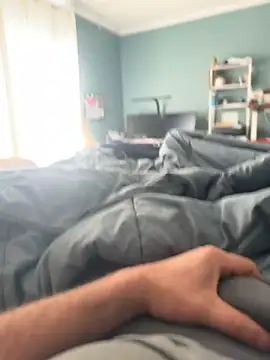 Snapshot of Beastyfuck chatting on 12.21.25 Beastyfuck online show from 12.21.25