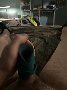 Snapshot of Beastyfuck chatting on 02.27.26 Beastyfuck online show from 02.27.26