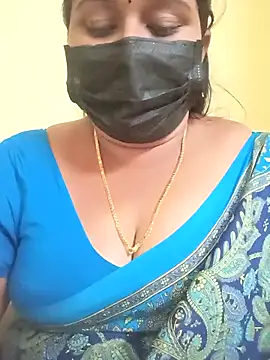 Snapshot of tamil-mala23 chatting on 03.17.26 tamil-mala23 online show from 03.17.26