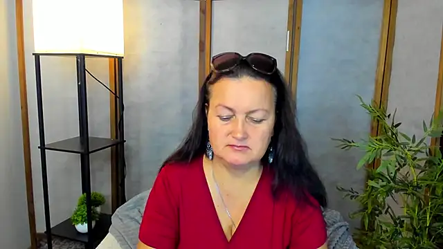 Snapshot of hottyannaa chatting on 10.17.25 hottyannaa online show from 10.17.25