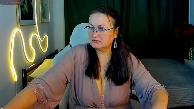 hottyannaa online show from 03.03.26