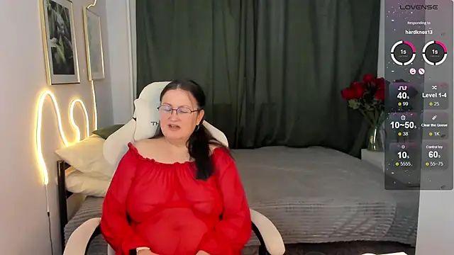 hottyannaa online show from 03.12.26