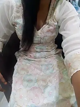 Snapshot of Suman_rani6 chatting on 10.25.25 Suman rani6 online show from 10.25.25