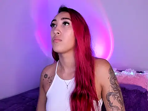 Snapshot of HeidyRousse chatting on 11.08.25 HeidyRousse online show from 11.08.25