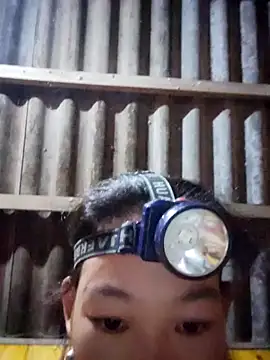 Snapshot of gio-thu chatting on 11.07.25 gio-thu online show from 11.07.25