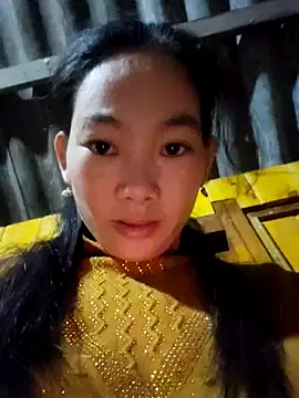 Snapshot of gio-thu chatting on 11.22.25 gio-thu online show from 11.22.25