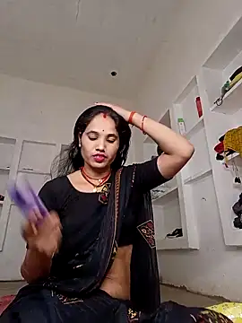 Snapshot of Cuty_tanya chatting on 02.17.26 Cuty tanya online show from 02.17.26