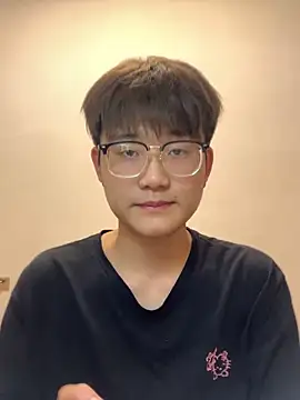 Snapshot of KK-cuteboy chatting on 10.08.25 KK-cuteboy online show from 10.08.25