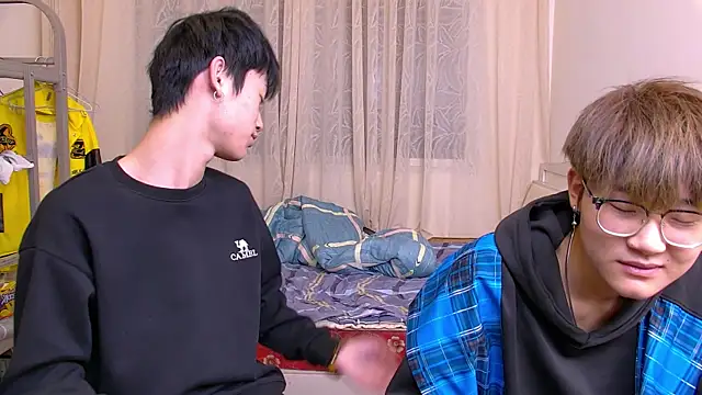 Snapshot of KK-cuteboy chatting on 01.13.26 KK-cuteboy online show from 01.13.26