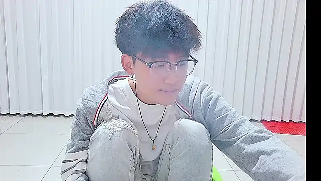 KK-cuteboy online show from 07.20.26