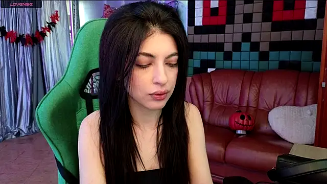 SinWolf  online show from 10.21.25