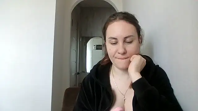 MeadowEyes online show from 04.30.26