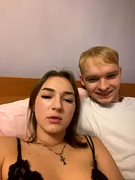 Snapshot of Dabi_002 chatting on 10.14.25 Dabi 002 online show from 10.14.25