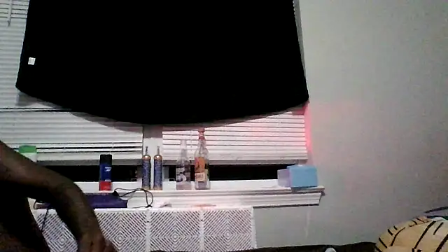 Snapshot of dezzidavill chatting on 07.05.26 dezzidavill online show from 07.05.26