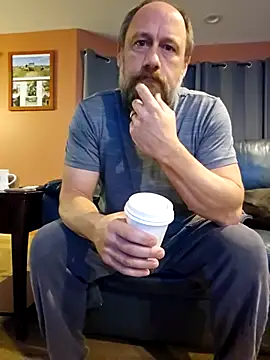 Snapshot of akstr8 chatting on 10.16.25 akstr8 online show from 10.16.25