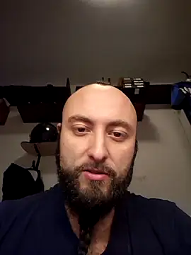 Snapshot of BeppeRagnar chatting on 11.13.25 BeppeRagnar online show from 11.13.25