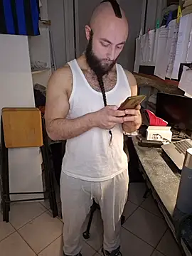 Snapshot of BeppeRagnar chatting on 03.14.26 BeppeRagnar online show from 03.14.26