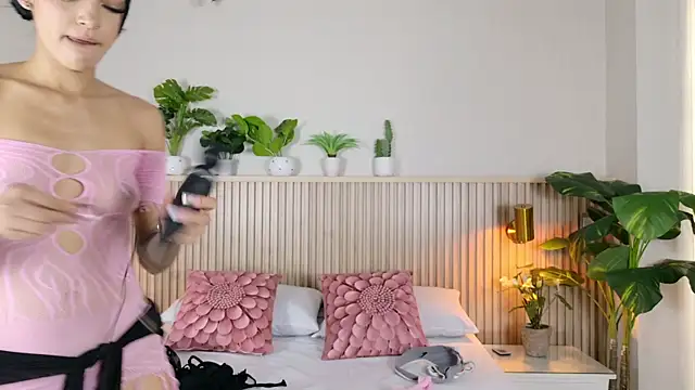 nina gb online show from 07.10.26