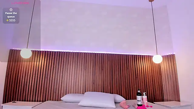 Foxy Kylie online show from 02.26.26