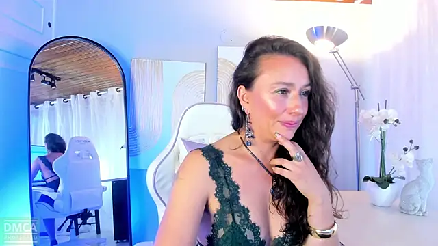 indigo wild  online show from 01.05.26