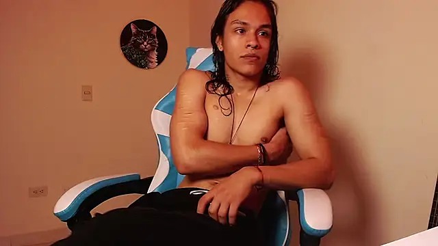 tom 1945 online show from 10.24.25