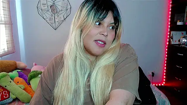 EllieMoonX online show from 11.13.25