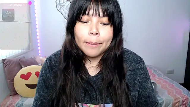 EllieMoonX online show from 06.24.26