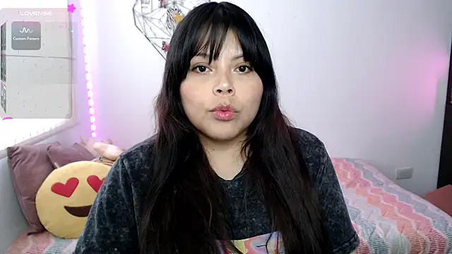 EllieMoonX online show from 07.31.26