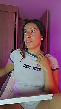 Meganthomson online show from 12.18.25