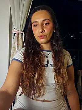 Meganthomson online show from 04.28.26