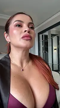 AbrilColls  online show from 08.02.26