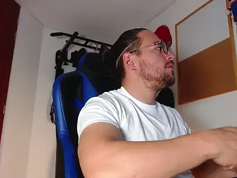 kurt xx online show from 10.10.25