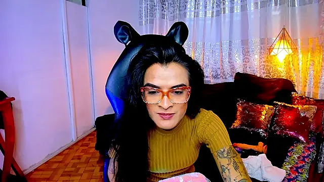 ZAMMIRA online show from 11.03.25