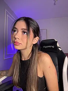 HoneyMollyX online show from 01.19.26