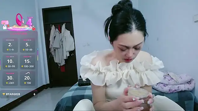 jiangjiangas online show from 11.17.25