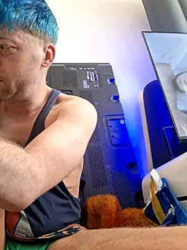 Snapshot of DelayedAnalog720 chatting on 01.18.26 DelayedAnalog720 online show from 01.18.26