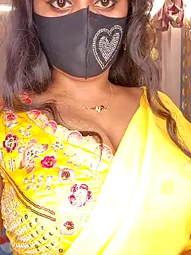 Sweet-Maddlina online show from 10.18.25